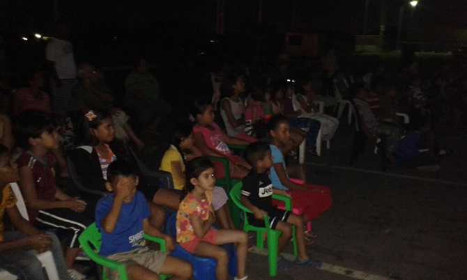 Cine en Comunidad