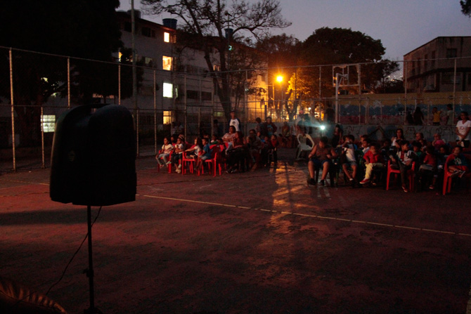 Cine en Comunidad